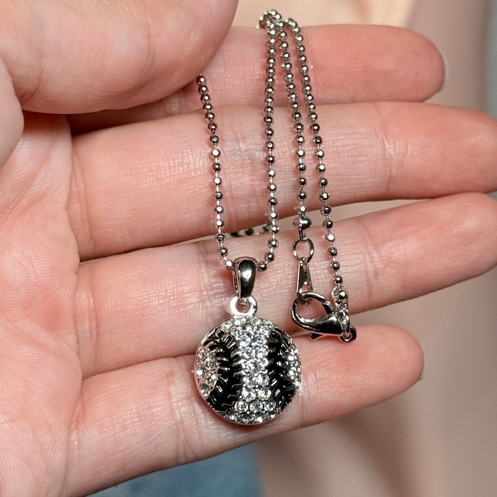 ⚜️ Black and Silver Baseball Pendant Necklace - Picture 4 of 4